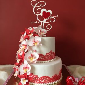 עוגה טופר - בחיתוך לייזר