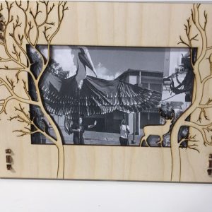 תבנית מסגרת תמונה לצבי - בחיתוך לייזר