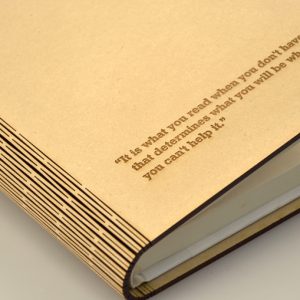 כריכת ספר Lliving Hinge - בחיתוך לייזר