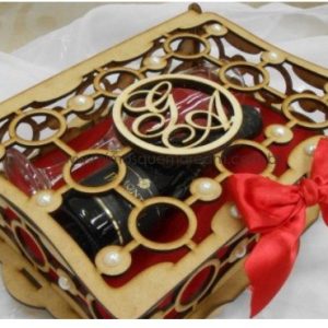 קופסת שמפניה אישית לחתונה - בחיתוך לייזר