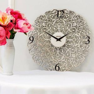 שעון קישוט אופנתי - בחיתוך לייזר