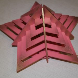 סווטילניק זבזדה - בחיתוך לייזר