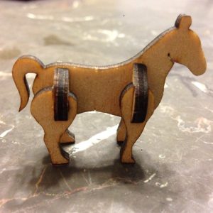 סוס זעיר - בחיתוך לייזר