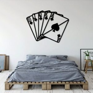 תמונת בחיתוך לייזר- חפיסת קלפים