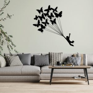 תמונת בחיתוך לייזר- ילד עם פרפרים פרפר