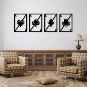 תמונת בחיתוך לייזר- קלפי משחק