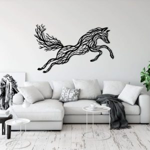 תמונת בחיתוך לייזר- שועל ענף עץ