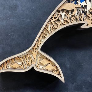 יצירת דולפין תלת-ממדית - תמונת שכבות בחיתוך לייזר