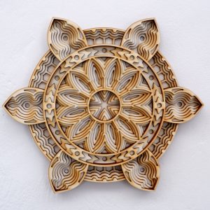 מנדלה מעוצבת - גיאומטרי רב-שכבתי לקישוט - תמונת שכבות בחיתוך לייזר
