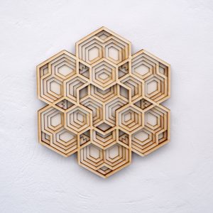 מנדלה מעוצבת - גיאומטרי רב-שכבתי לקישוט - תמונת שכבות בחיתוך לייזר