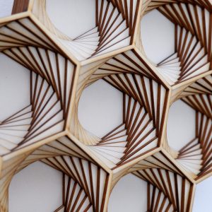 מנדלה רב-שכבתית מעוצבת - תמונת שכבות בחיתוך לייזר