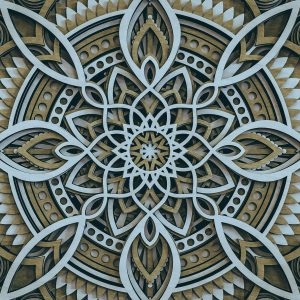 מנדלת שכבות מעוצבת - תמונת שכבות בחיתוך לייזר