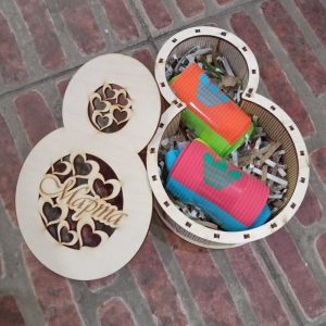 קופסת מתנה ל-8 במרץ - בחיתוך לייזר