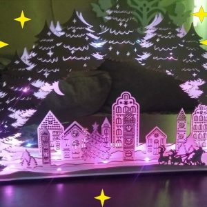 מנורת כפר חג המולד בעיצוב ליל חג המולד - בחיתוך לייזר