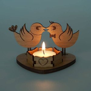 מחזיק פמוטים לב - בחיתוך לייזר