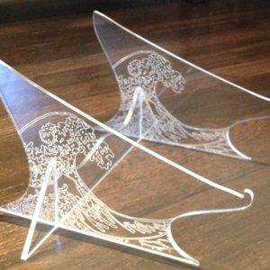 מעמד למחשב נייד Hokusai Wave - בחיתוך לייזר