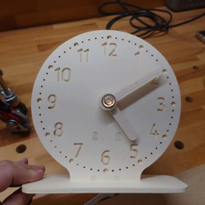 שעון לימוד לילדים - בחיתוך לייזר