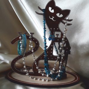 מעמד חתול קיטי לתכשיטים - בחיתוך לייזר