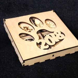 Korobka S Igrushkami 2018 Sobaki - בחיתוך לייזר