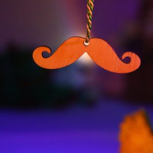 עיטור שפם עץ ריק - בחיתוך לייזר