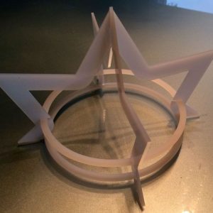 כתר מסיבה - בחיתוך לייזר