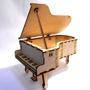 פְּסַנְתֵר - בחיתוך לייזר