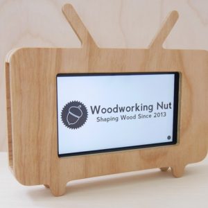 מעמד טלפון לטלוויזיה רטרו - בחיתוך לייזר