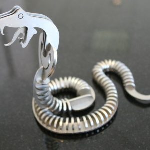 נָחָשׁ - בחיתוך לייזר