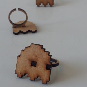 טבעת מסריחה - בחיתוך לייזר