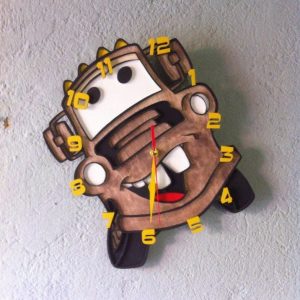 שעון קיר של Toow Mater - בחיתוך לייזר