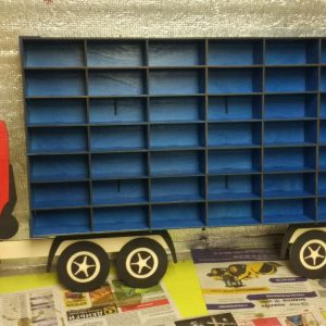 צעצוע רכב מדף קיר צעצוע רכב משאית אחסון ארגונית - בחיתוך לייזר