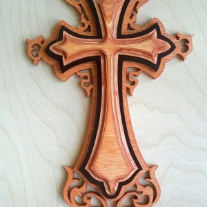 קיר קרוס דיקט - בחיתוך לייזר