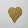 מגזרת לב מעץ צורת לב עץ - בחיתוך לייזר