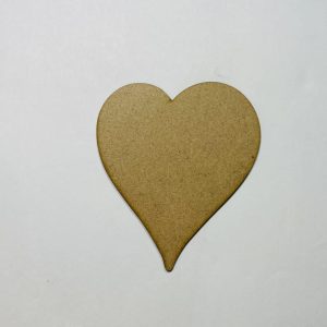 מגזרת לב מעץ צורת לב עץ - בחיתוך לייזר